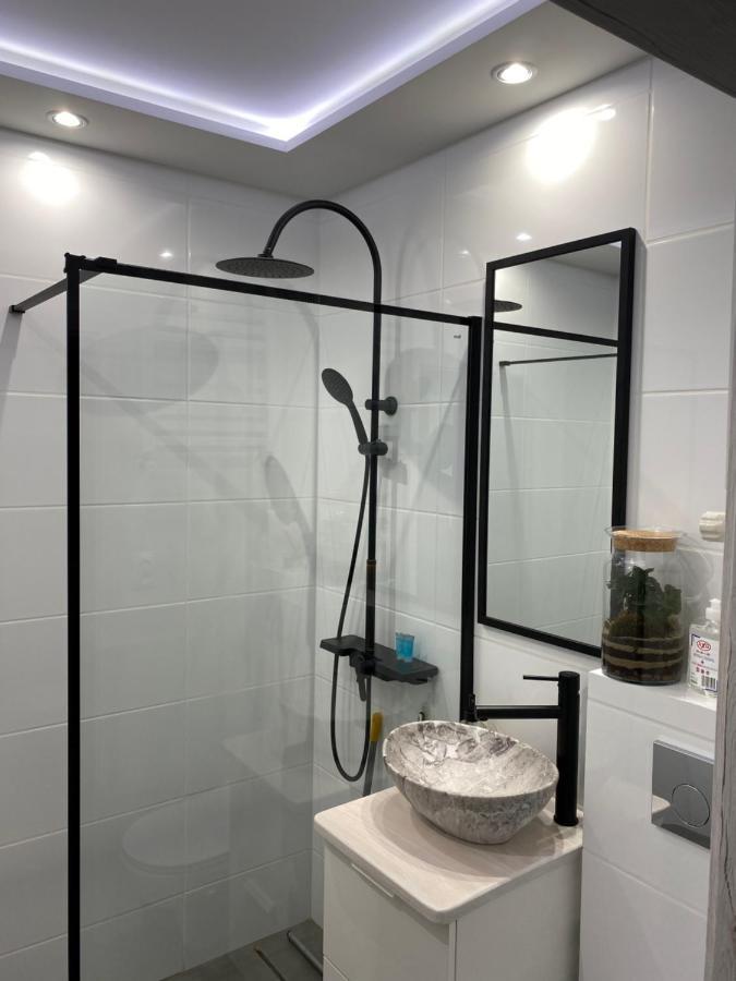 Apartament Blisko Wszedzie Ostrowiec Świętokrzyski Exterior foto